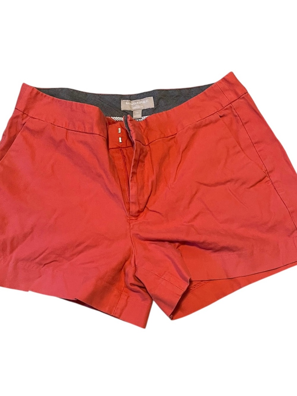 Banana Republic Red Flat-Front woman’s Shorts